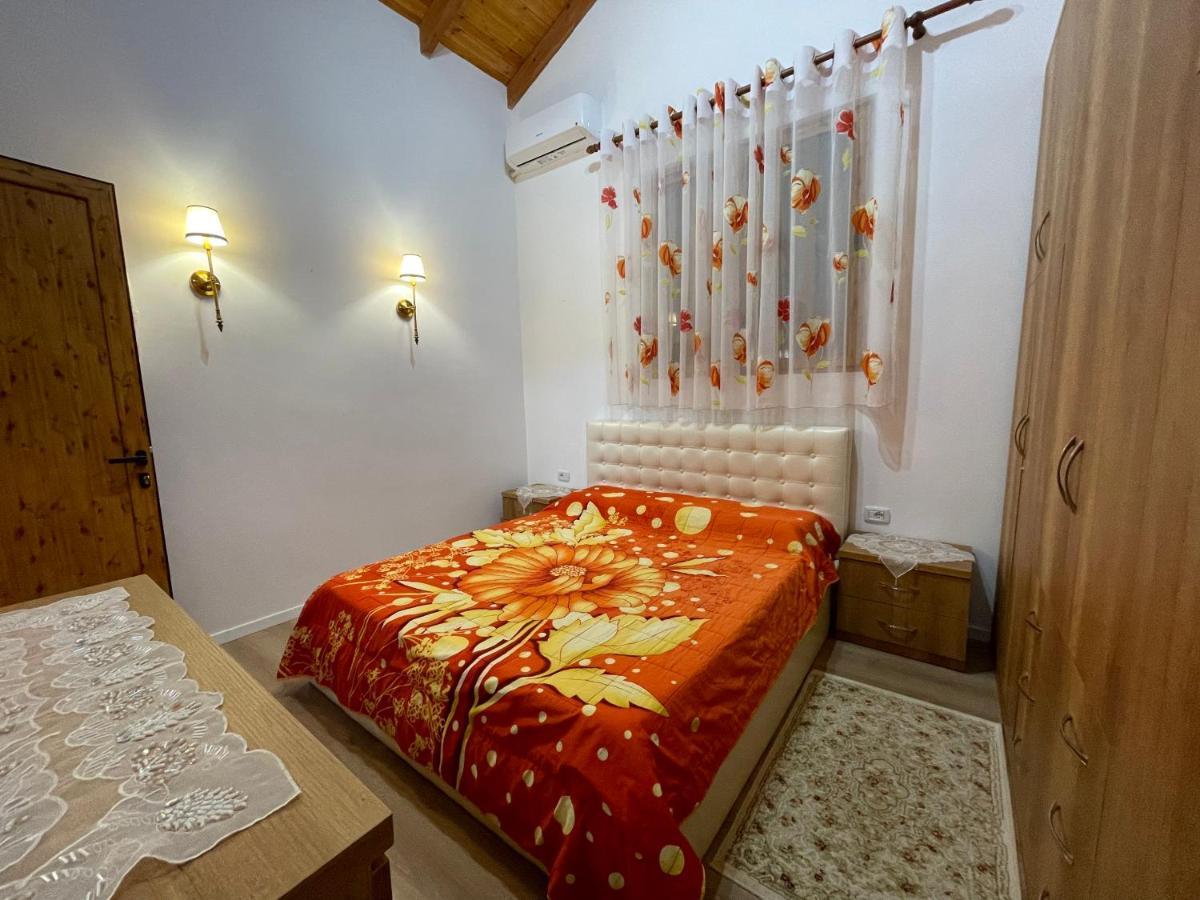 River Escape Villa - Private Beach, Scenic View & Bbq 테펠레너 외부 사진