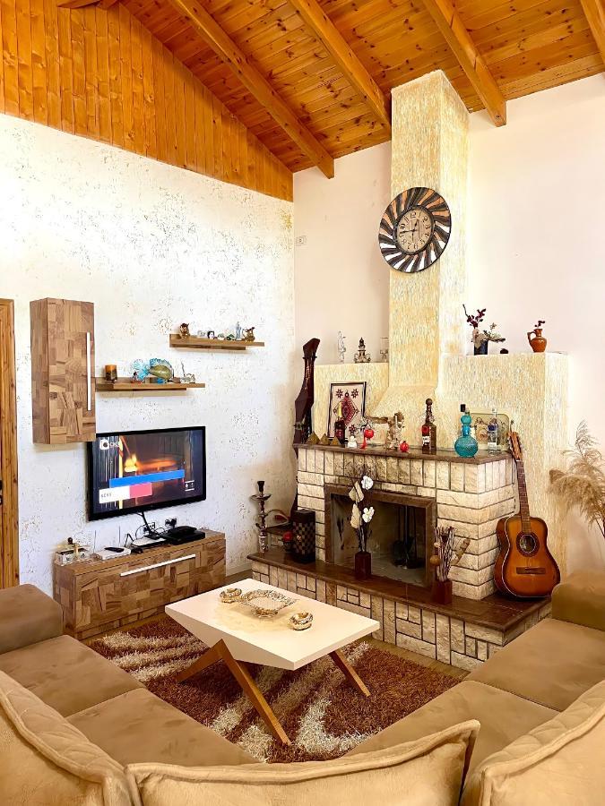 River Escape Villa - Private Beach, Scenic View & Bbq 테펠레너 외부 사진