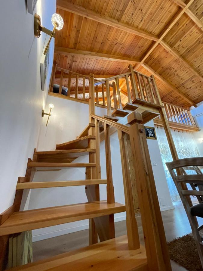 River Escape Villa - Private Beach, Scenic View & Bbq 테펠레너 외부 사진