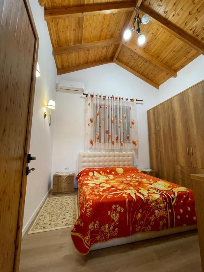 River Escape Villa - Private Beach, Scenic View & Bbq 테펠레너 외부 사진
